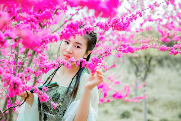 杭州桑拿按摩池旁,品味香茗一杯,尽享悠闲时光 杭州桑拿按摩池旁,品味香茗一杯,尽享悠闲时光